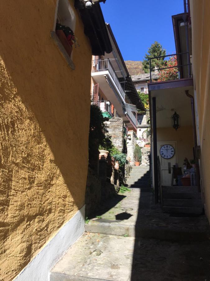 Ferienwohnung Rustico auf Burg Locarno Exterior foto