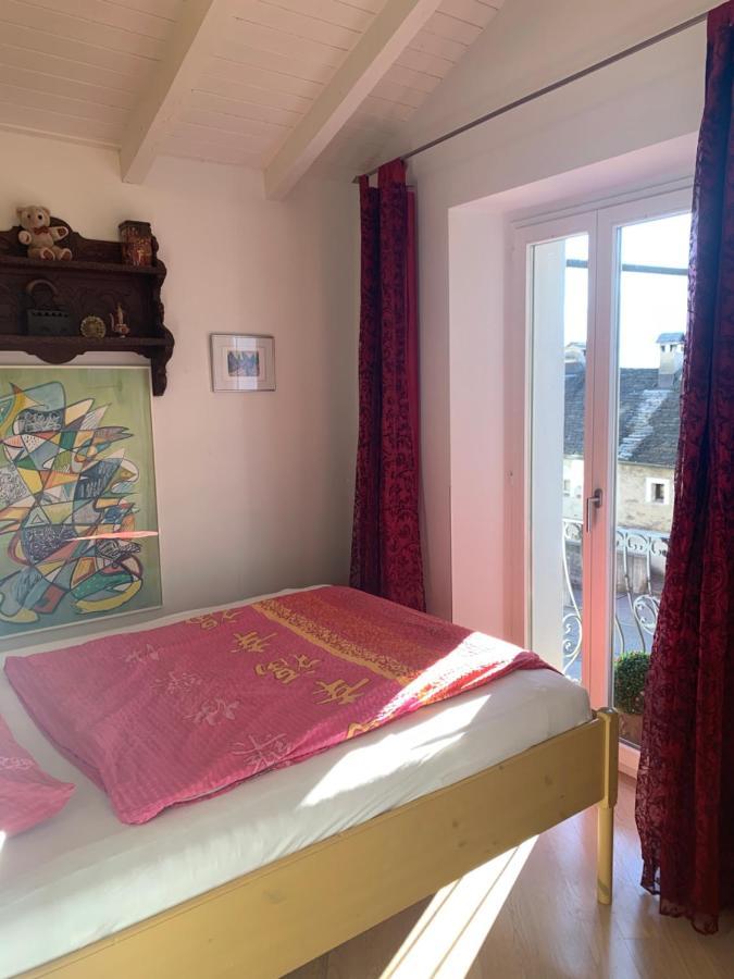 Ferienwohnung Rustico auf Burg Locarno Exterior foto