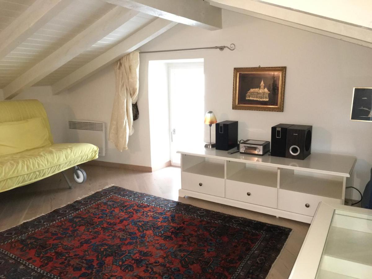 Ferienwohnung Rustico auf Burg Locarno Exterior foto